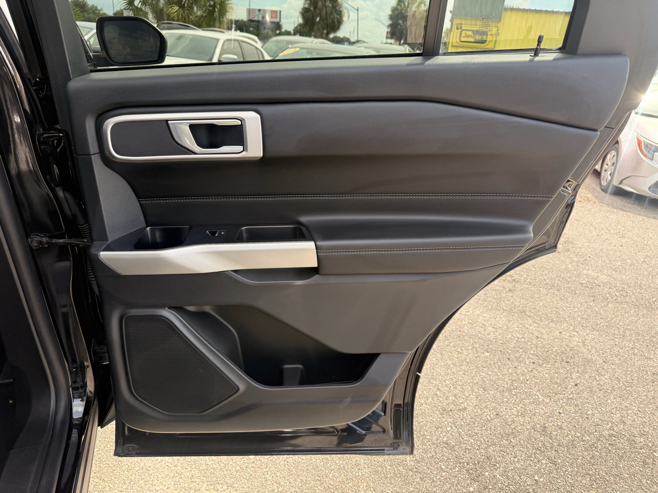 Ford Explorer XLT RWD 2022
