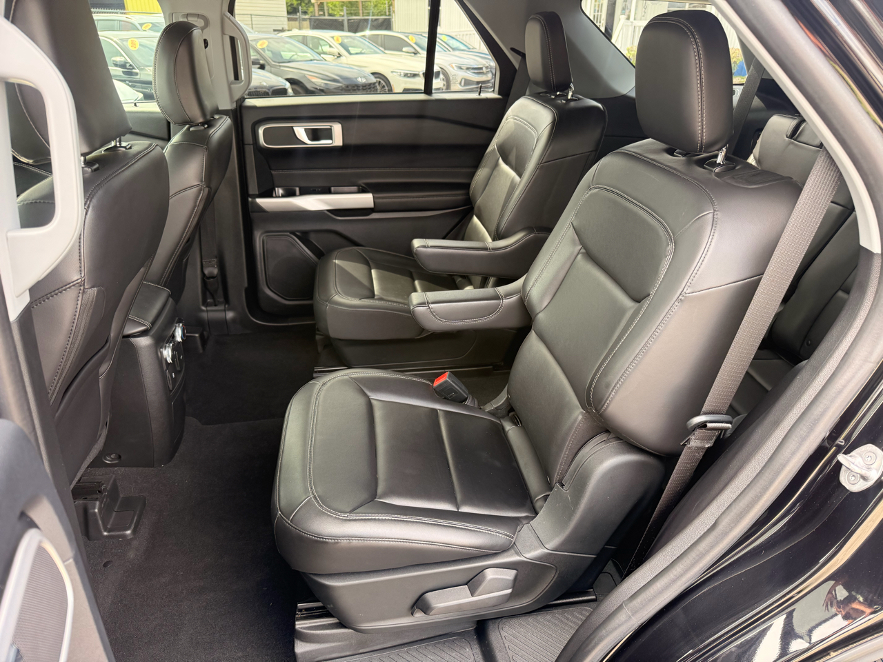 Ford Explorer XLT RWD 2022