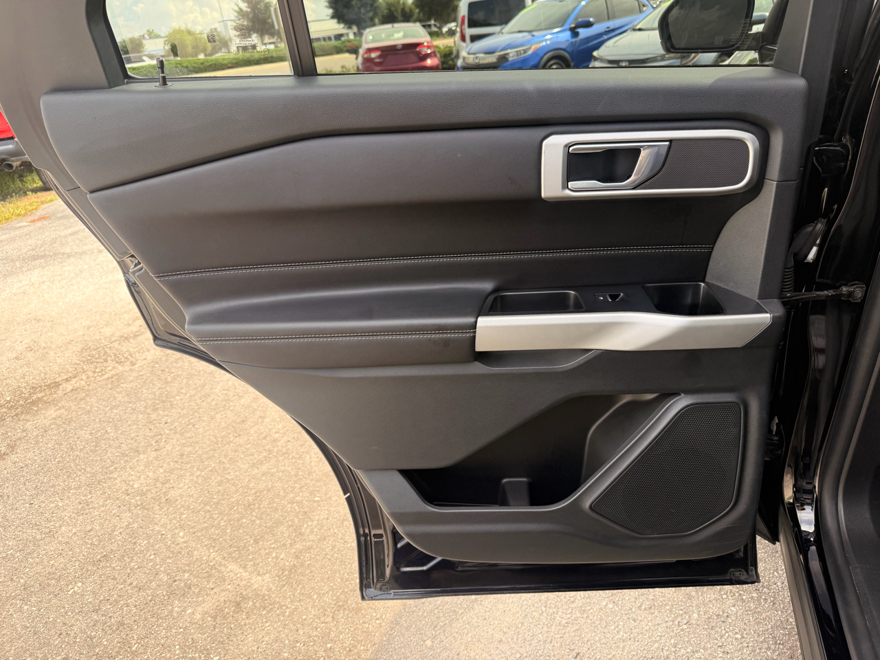 Ford Explorer XLT RWD 2022