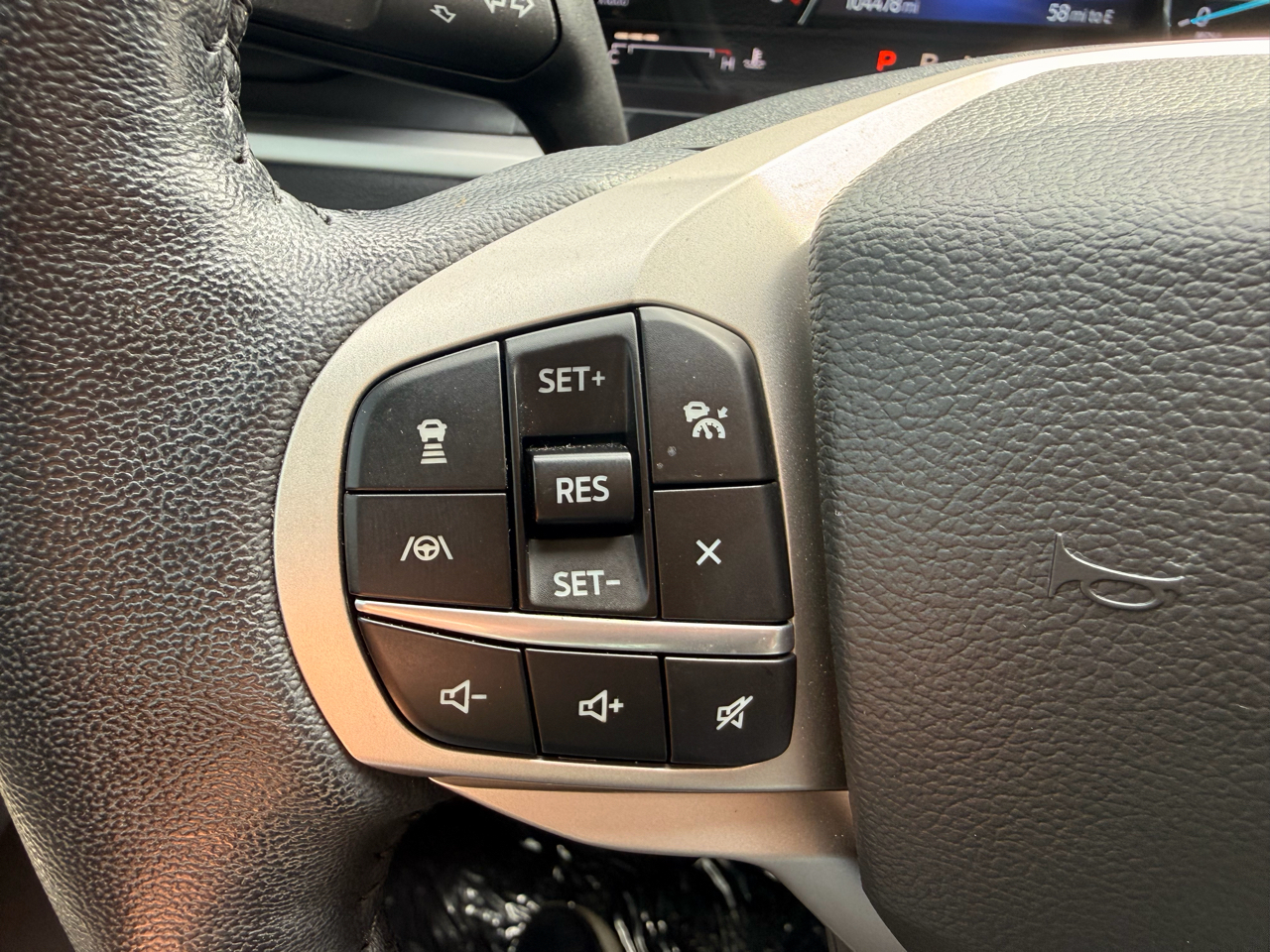 Ford Explorer XLT RWD 2022