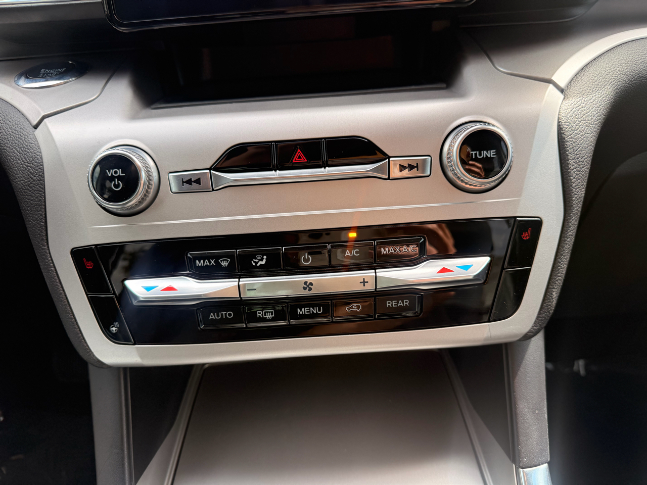 Ford Explorer XLT RWD 2022