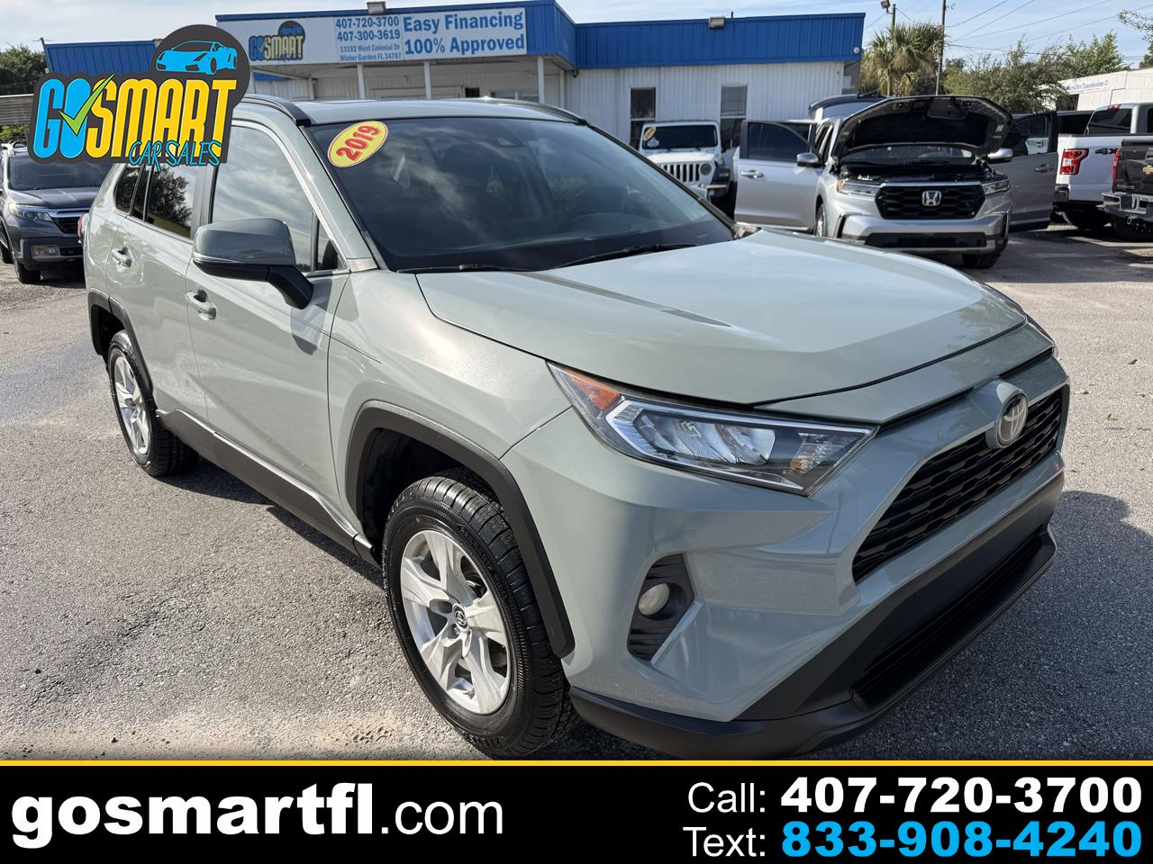 Toyota RAV4 XLE FWD (Natl) 2019