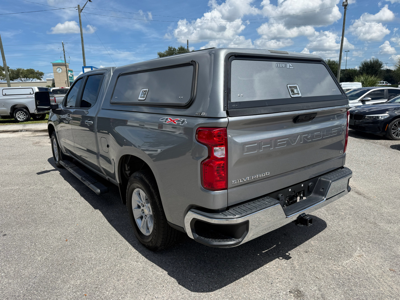 Chevrolet Silverado 1500 4WD Crew Cab 157" LT 2023