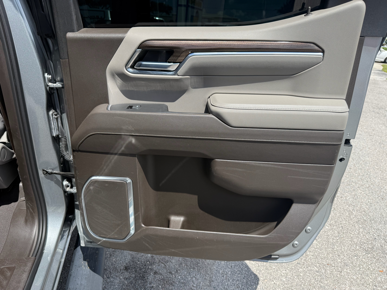 Chevrolet Silverado 1500 4WD Crew Cab 157" LT 2023