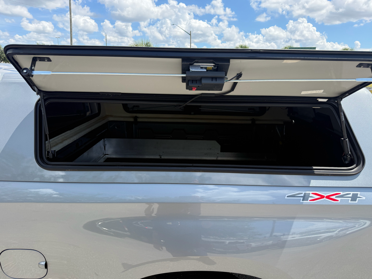 Chevrolet Silverado 1500 4WD Crew Cab 157" LT 2023