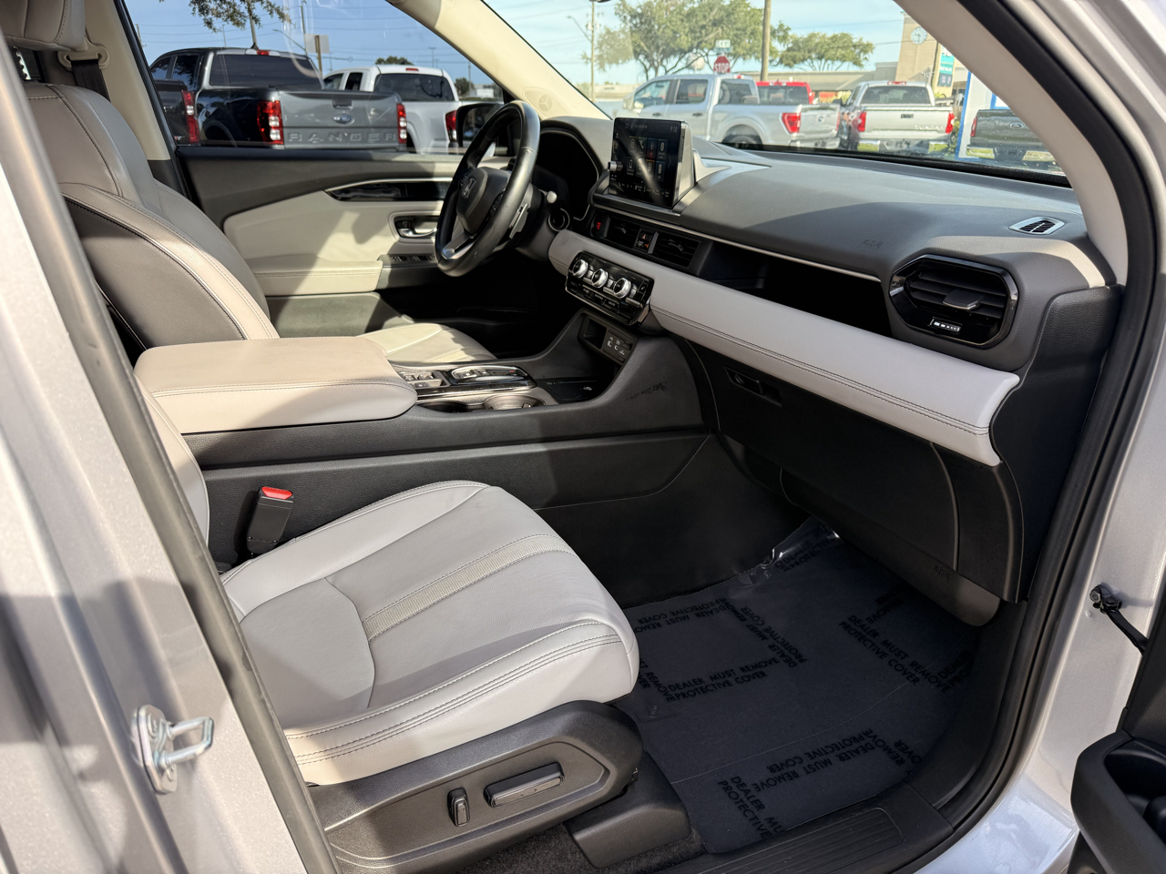 Honda Pilot EX-L 7 Passenger 2WD 2023