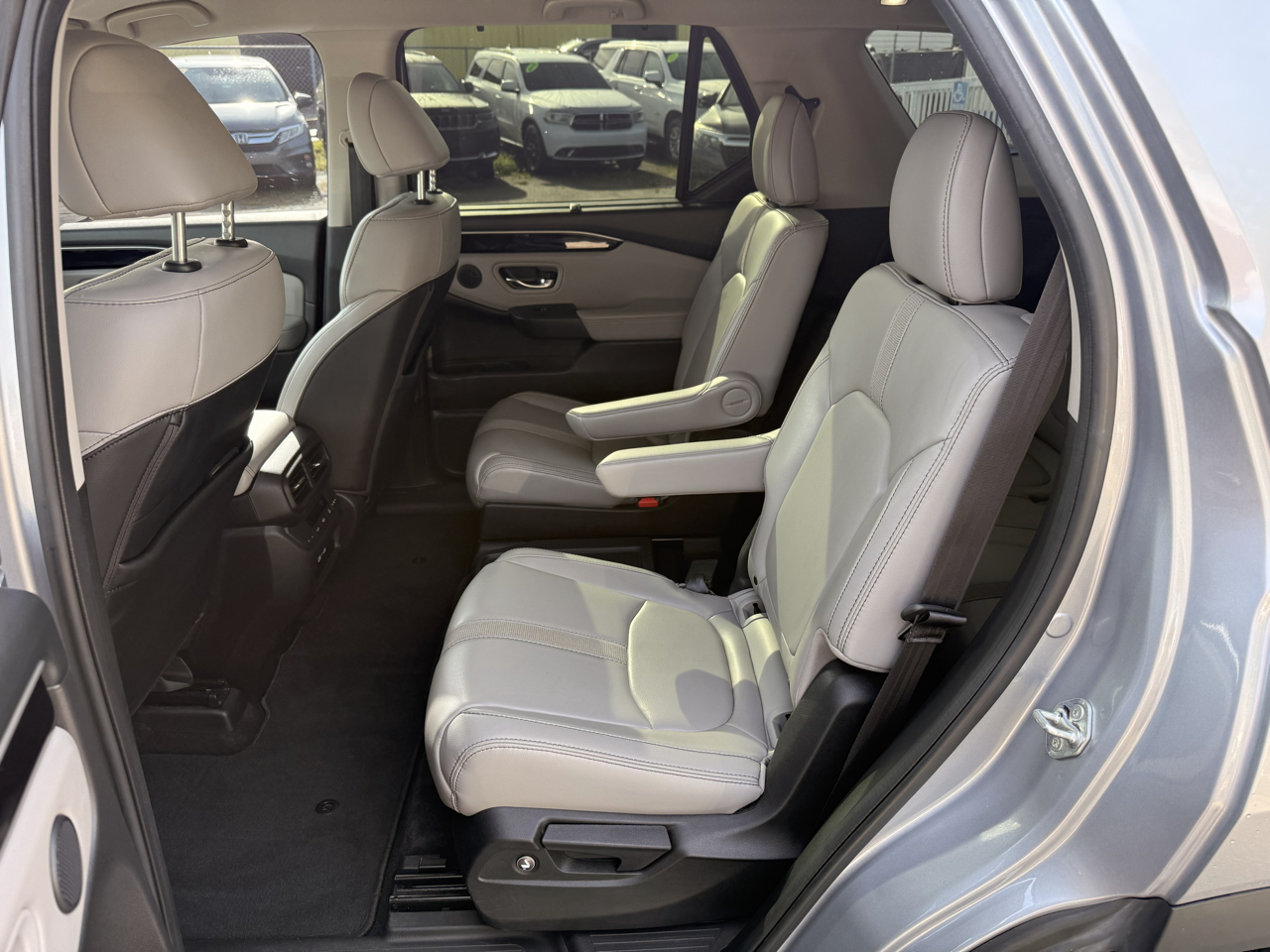 Honda Pilot EX-L 7 Passenger 2WD 2023