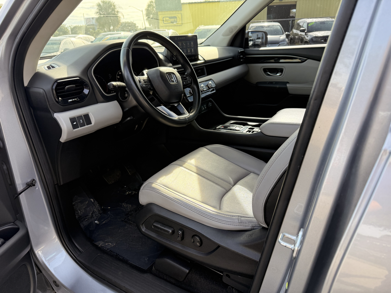 Honda Pilot EX-L 7 Passenger 2WD 2023