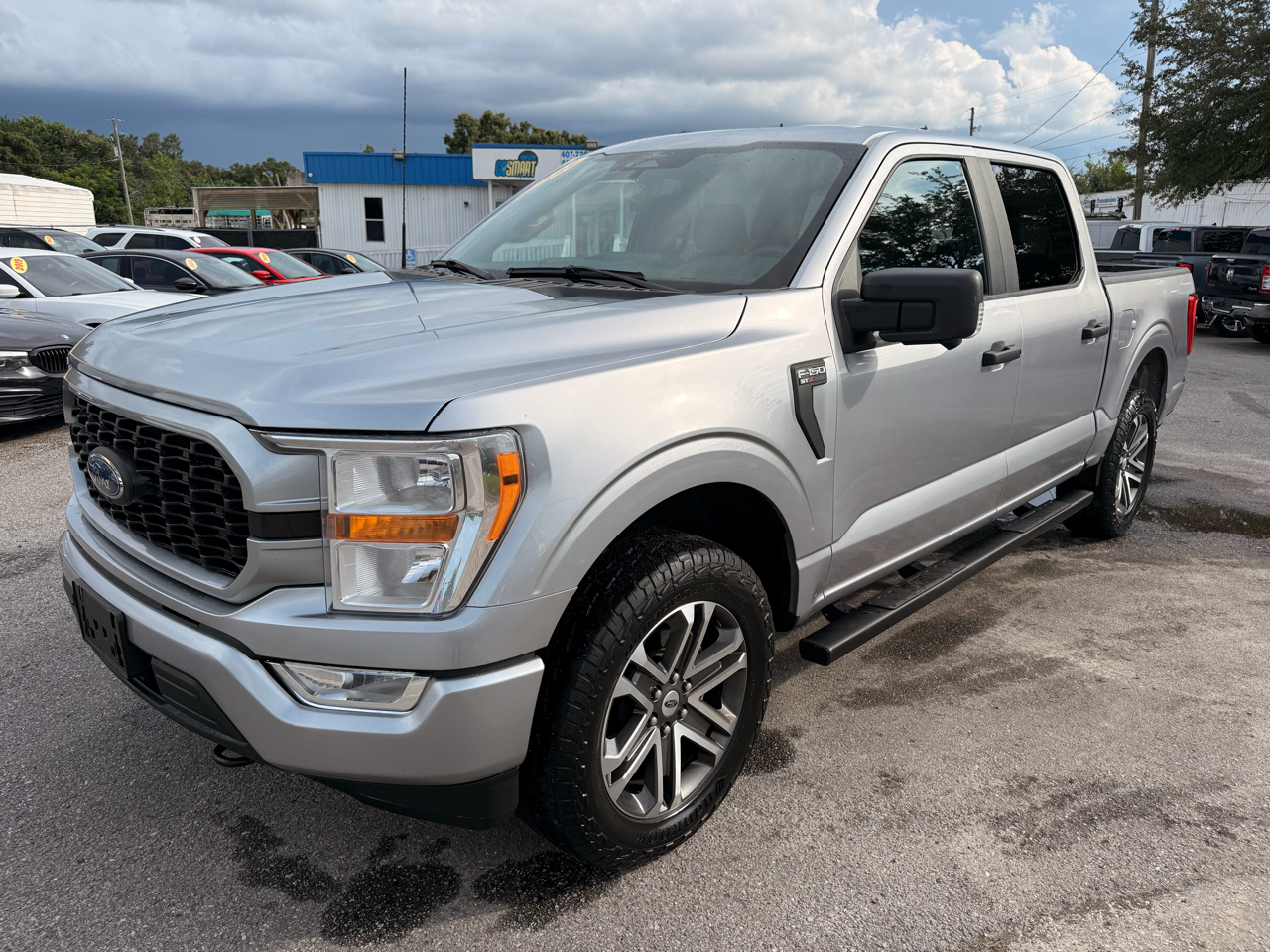 Ford F-150 XL 4WD SuperCrew 5.5' Box 2022