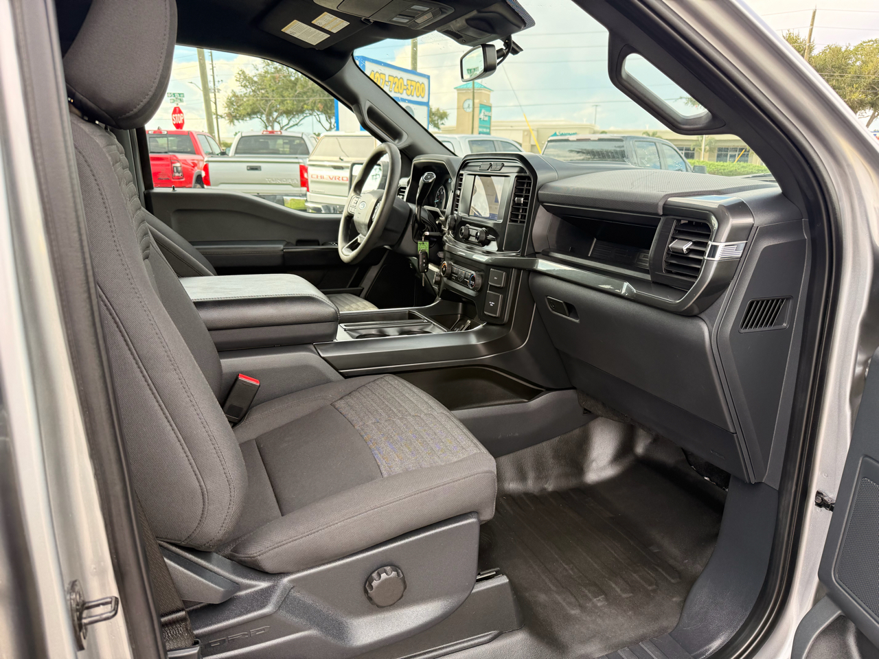 Ford F-150 XL 4WD SuperCrew 5.5' Box 2022