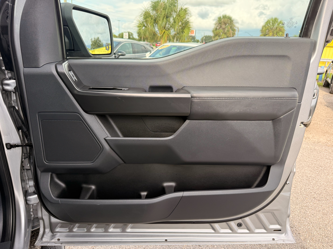 Ford F-150 XL 4WD SuperCrew 5.5' Box 2022