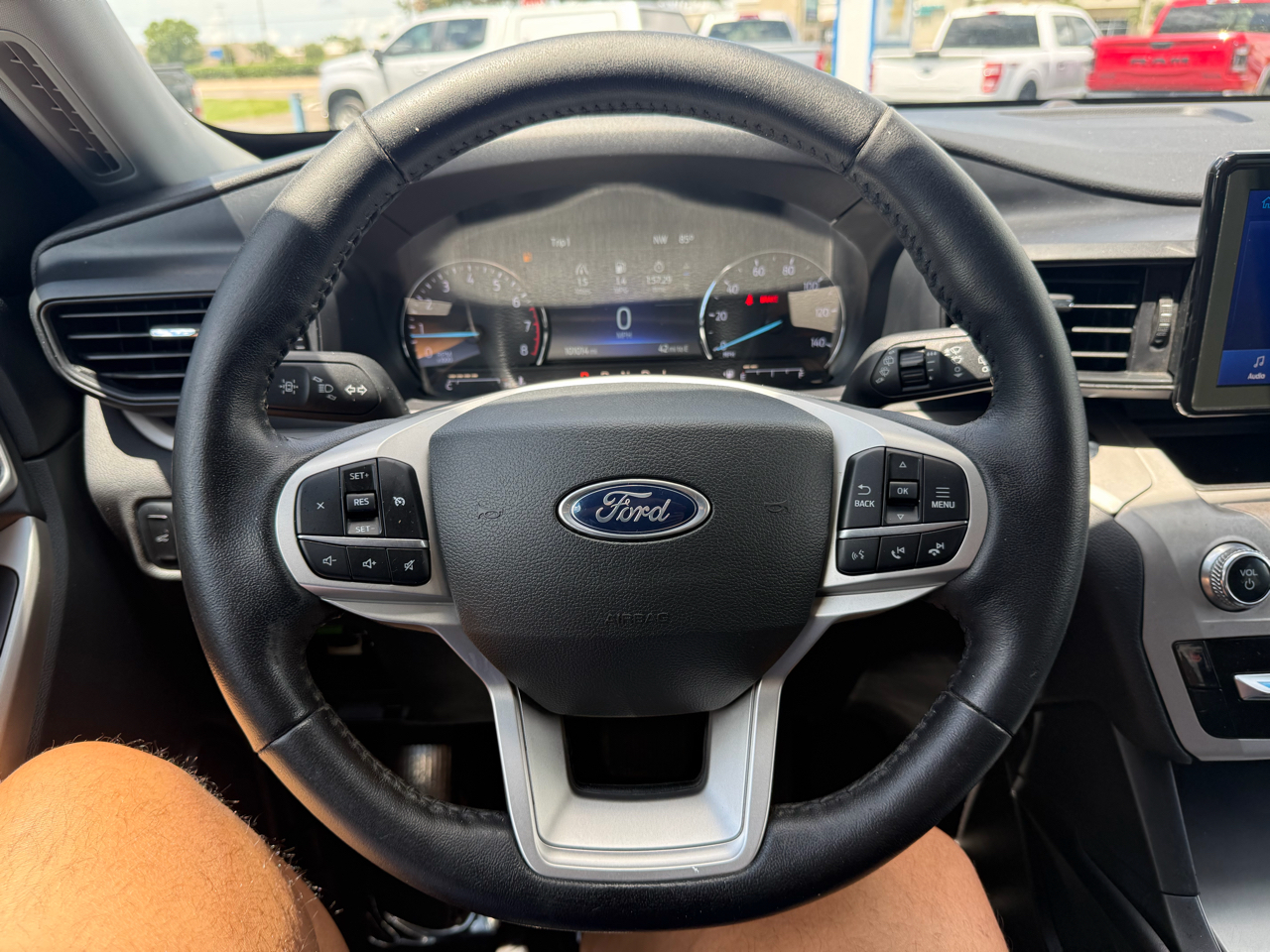 Ford Explorer XLT RWD 2023