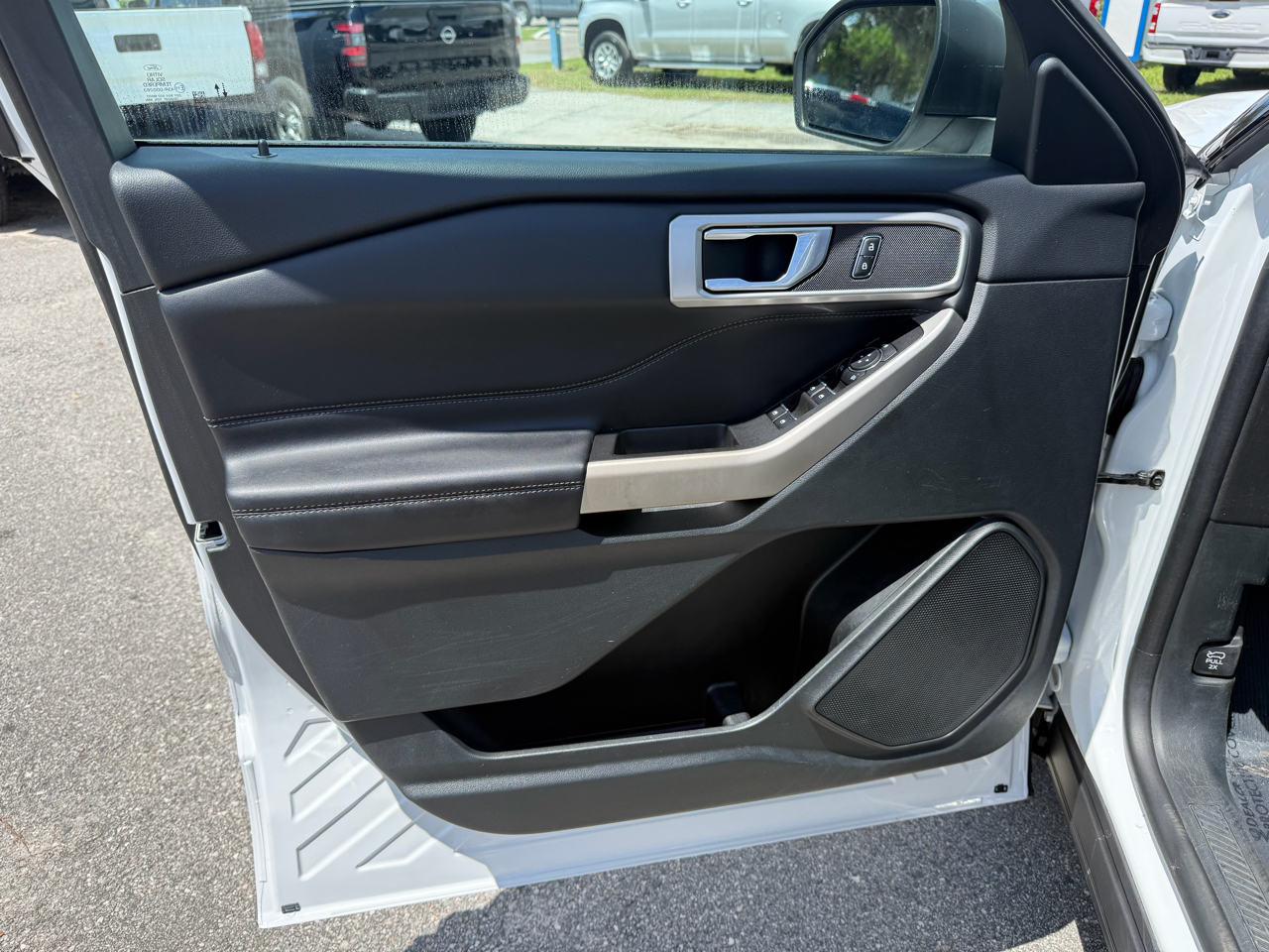 Ford Explorer XLT RWD 2023