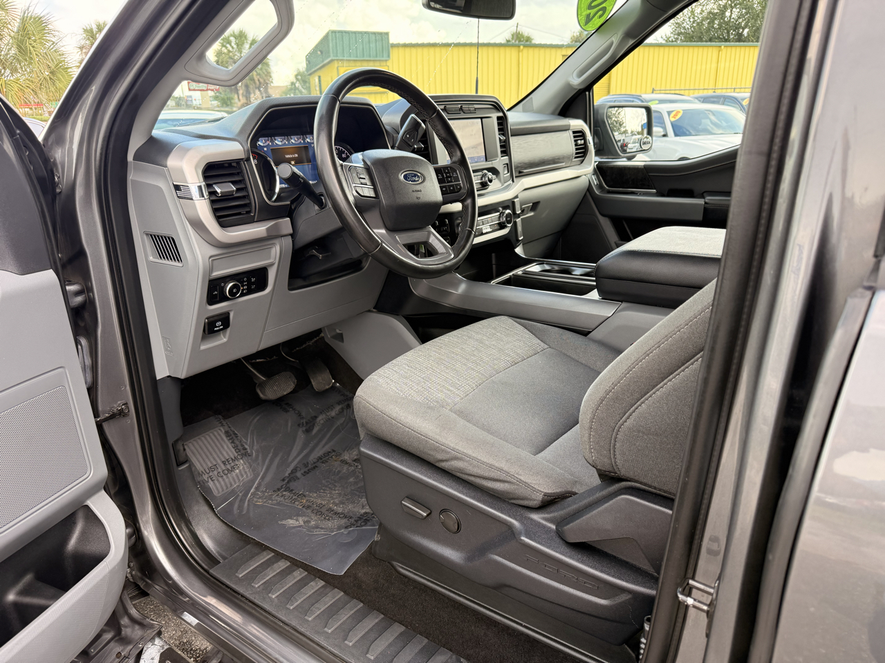 Ford F-150 XLT 4WD SuperCrew 5.5' Box 2023