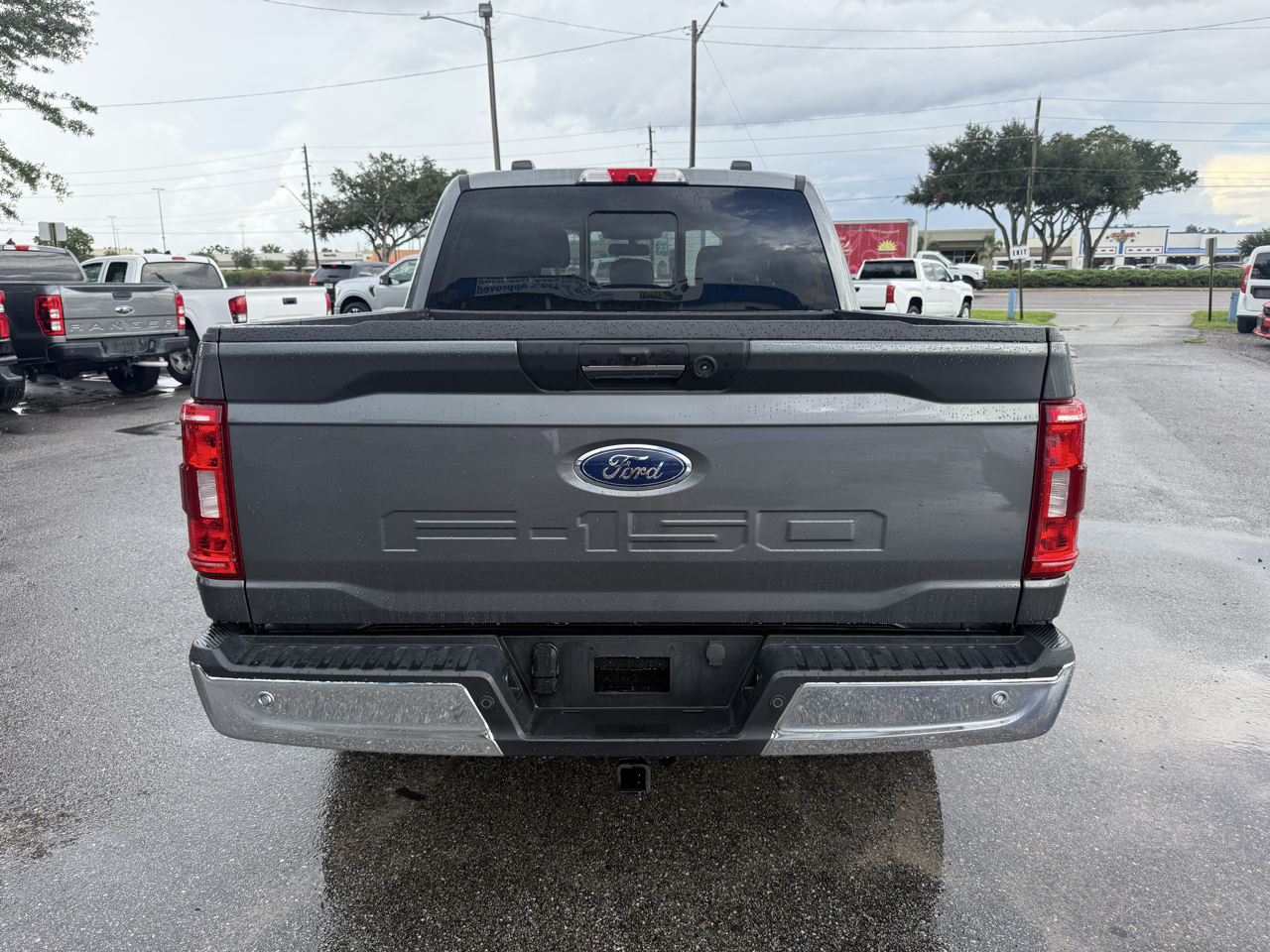 Ford F-150 XLT 4WD SuperCrew 5.5' Box 2023