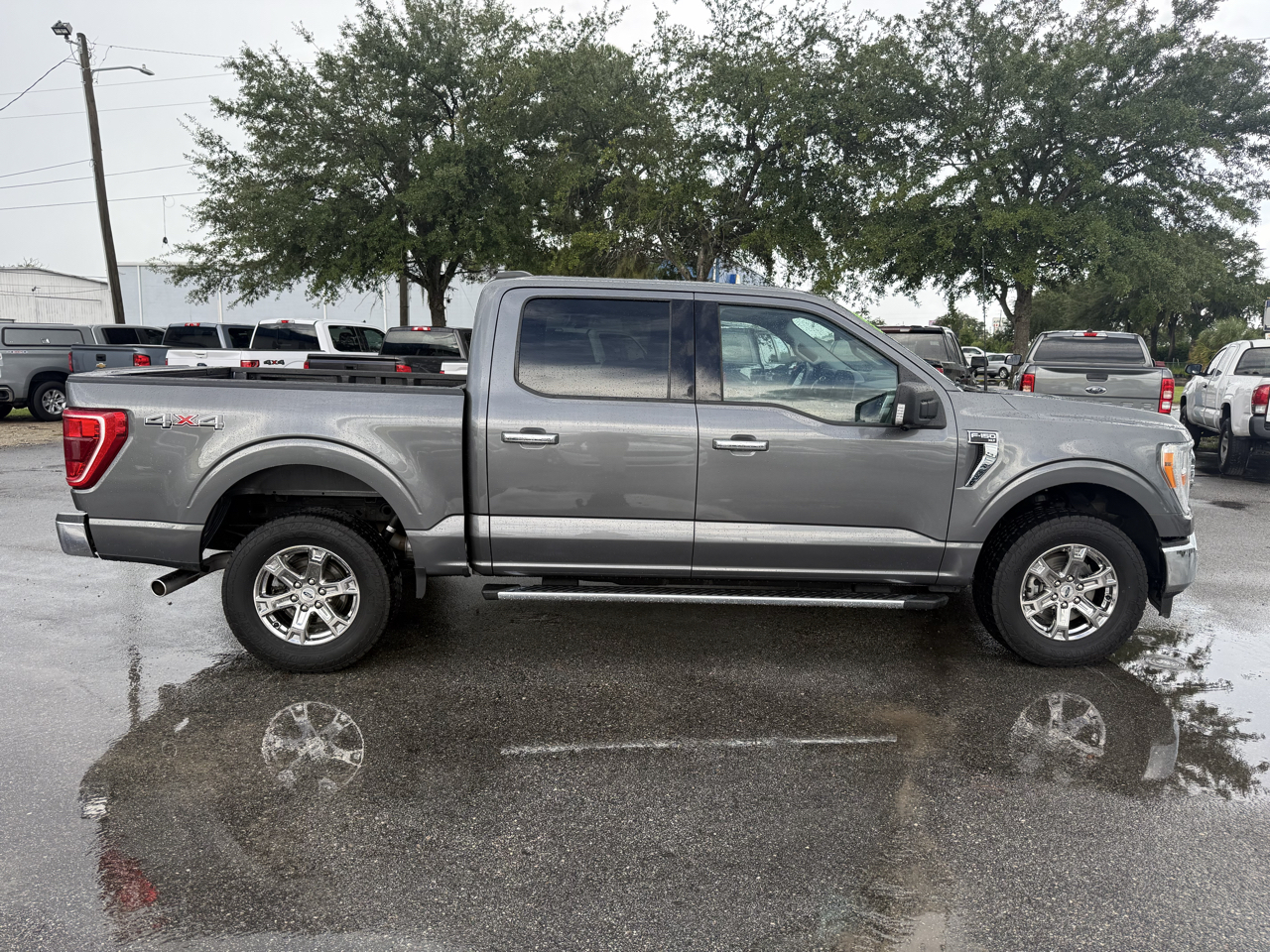 Ford F-150 XLT 4WD SuperCrew 5.5' Box 2023