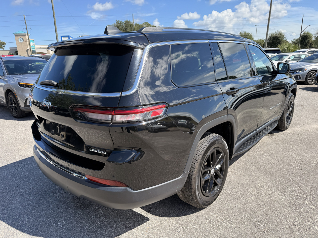 Jeep Grand Cherokee L Laredo 4x4 2021