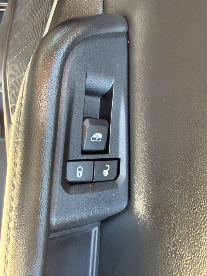 Jeep Grand Cherokee L Laredo 4x4 2021