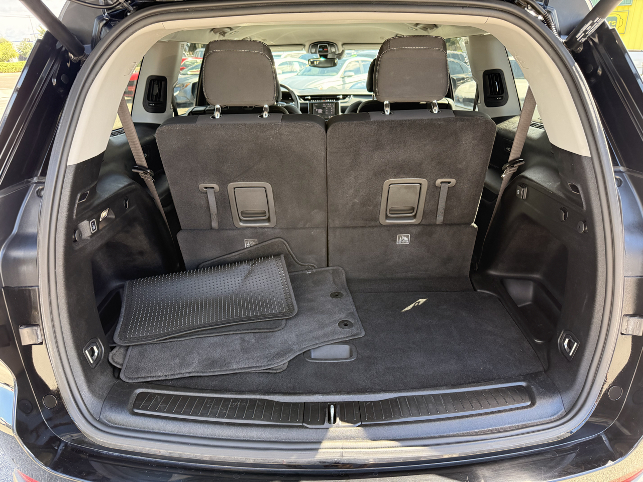 Jeep Grand Cherokee L Laredo 4x4 2021