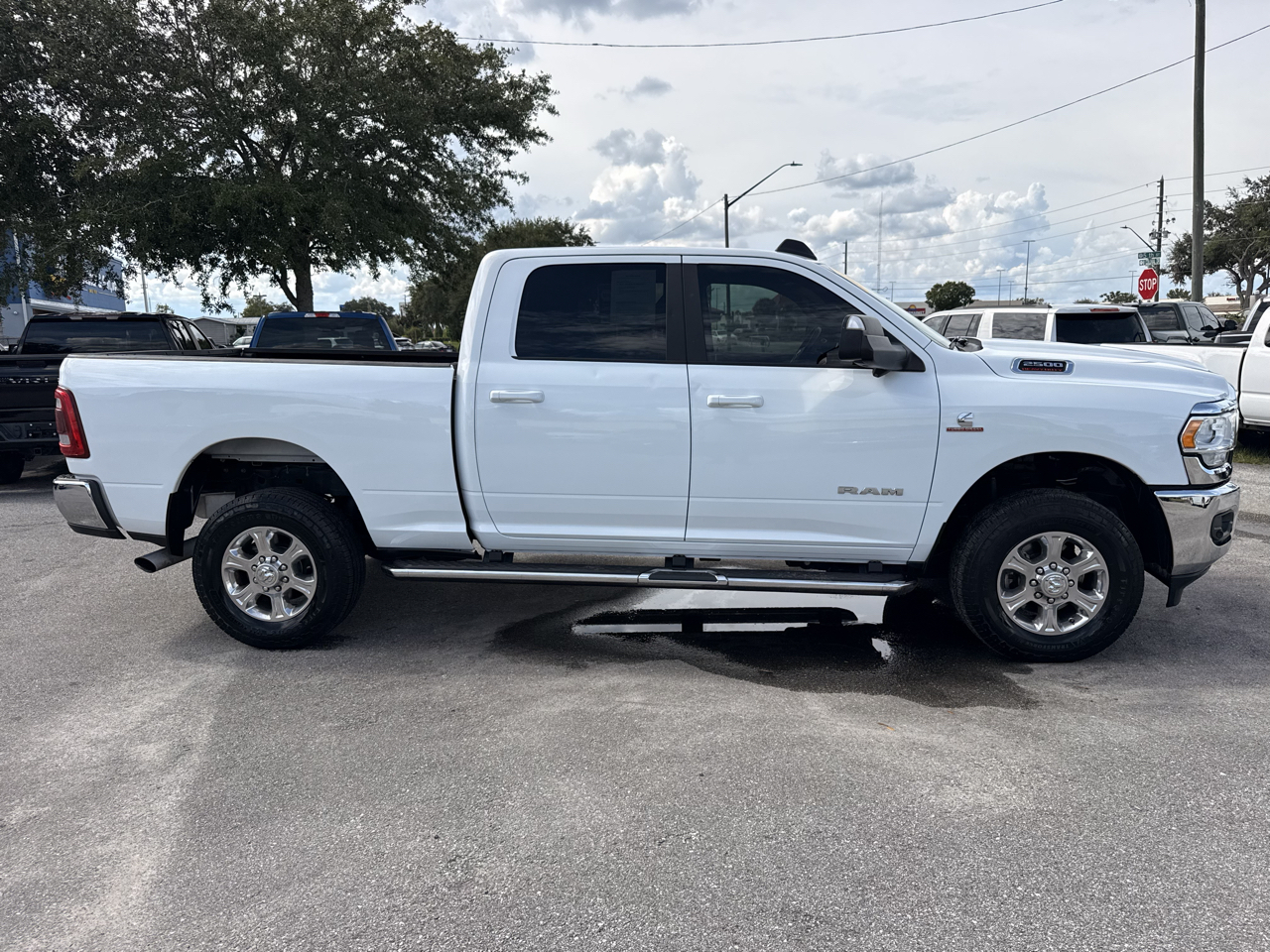 RAM 2500 Big Horn 4x4 Crew Cab 6'4" Box 2021