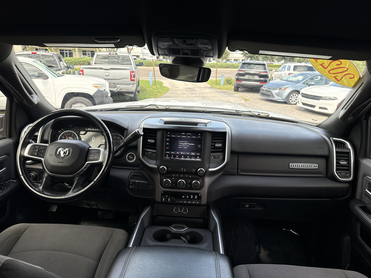 RAM 2500 Big Horn 4x4 Crew Cab 6'4" Box 2021
