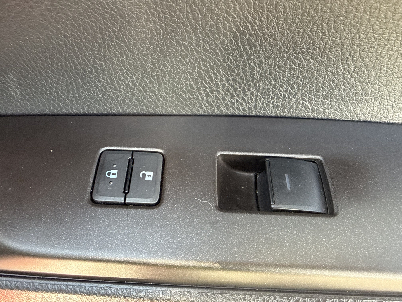 Toyota Camry SE Auto (Natl) 2022
