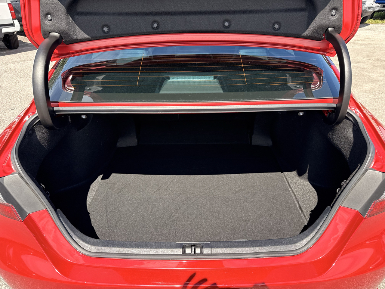 Toyota Camry SE Auto (Natl) 2022