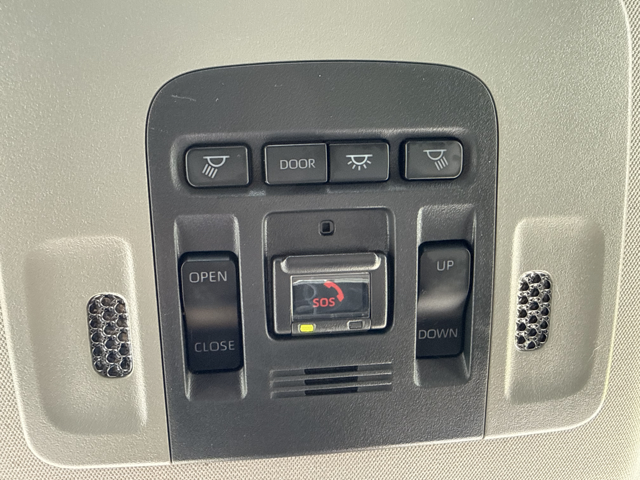 Toyota Camry SE Auto (Natl) 2022