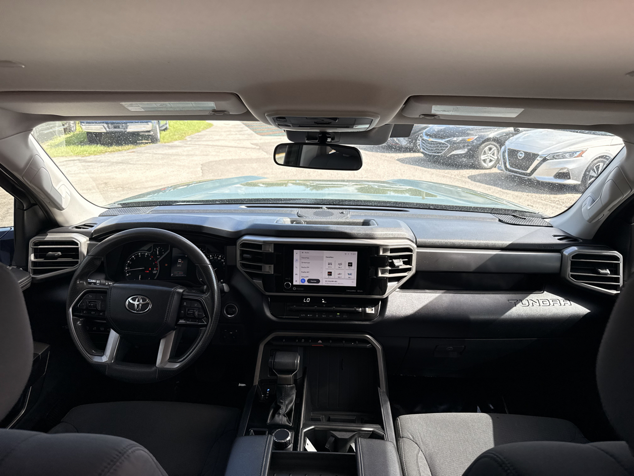 Toyota Tundra 4WD SR5 CrewMax 5.5' Bed (Natl) 2023