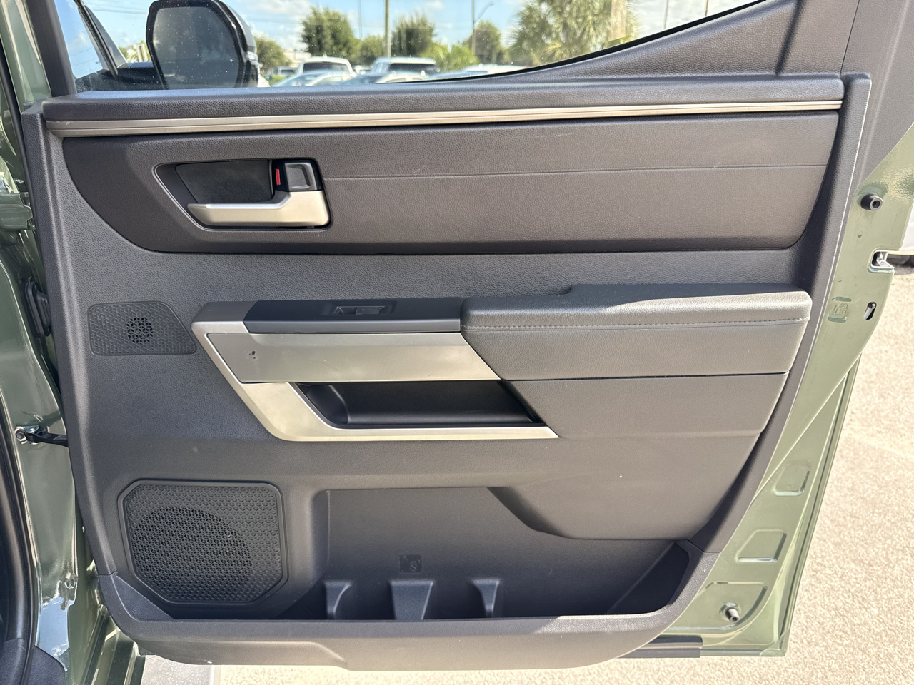 Toyota Tundra 4WD SR5 CrewMax 5.5' Bed (Natl) 2023