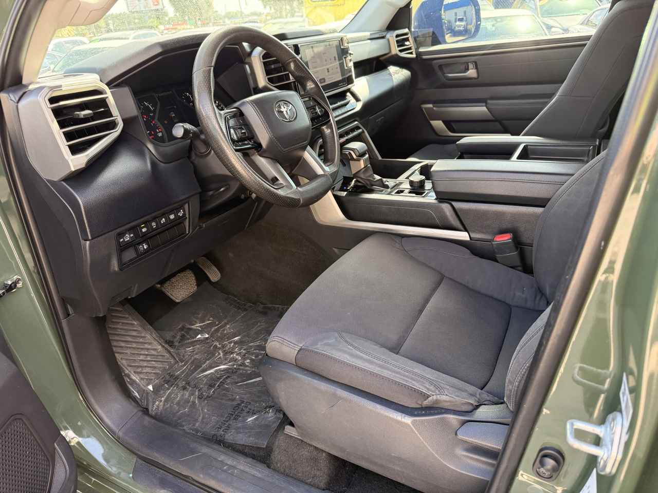 Toyota Tundra 4WD SR5 CrewMax 5.5' Bed (Natl) 2023