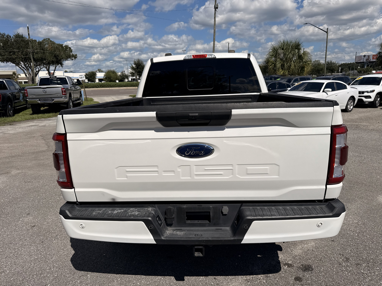 Ford F-150 Lariat 4WD SuperCrew 5.5' Box 2023