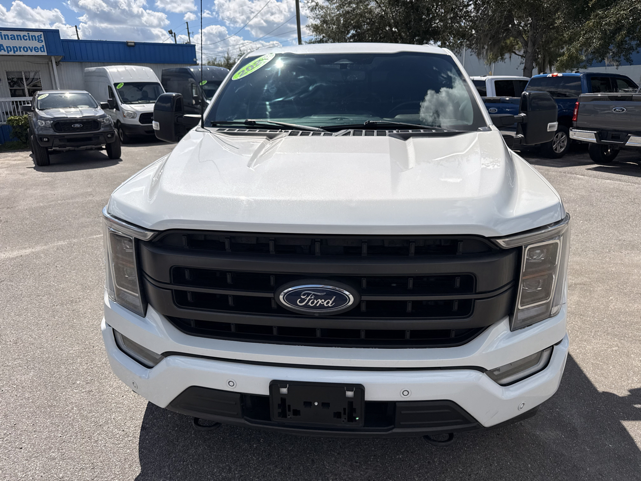 Ford F-150 Lariat 4WD SuperCrew 5.5' Box 2023