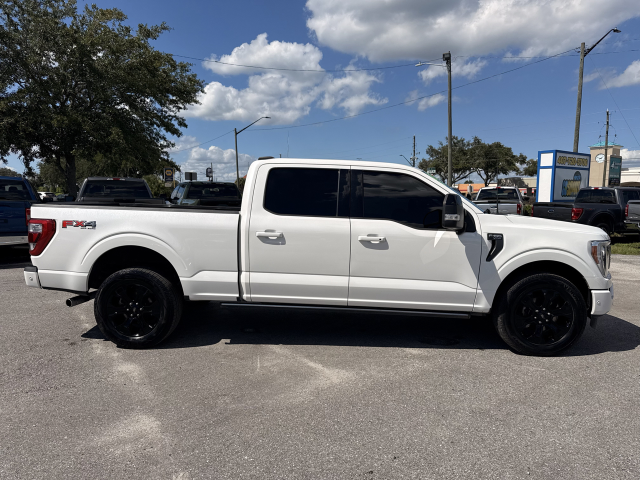 Ford F-150 Lariat 4WD SuperCrew 5.5' Box 2023