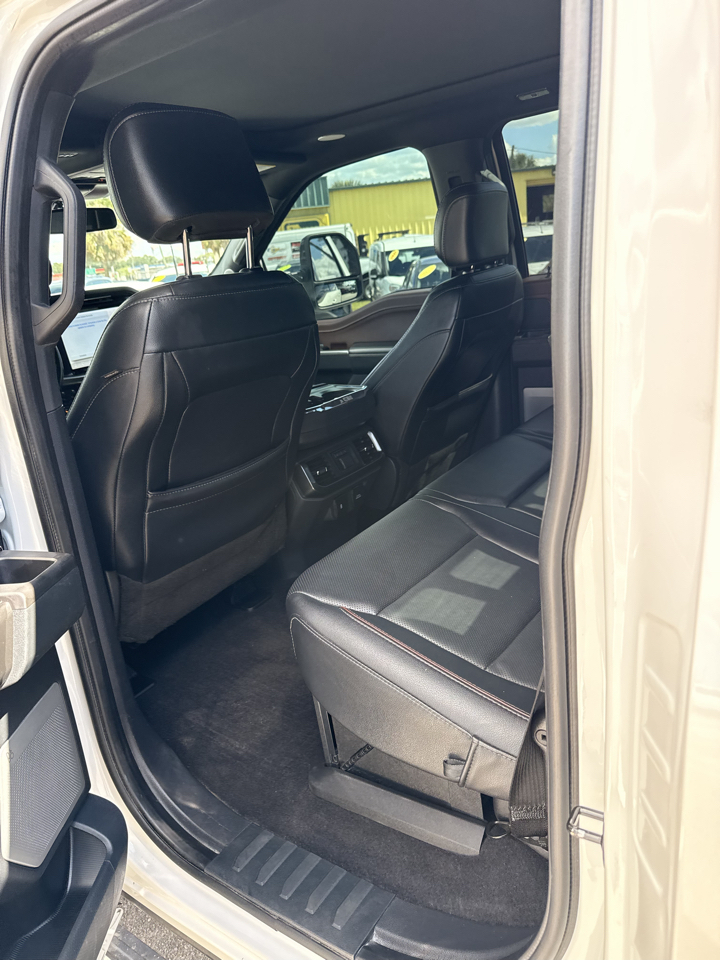 Ford F-150 Lariat 4WD SuperCrew 5.5' Box 2023