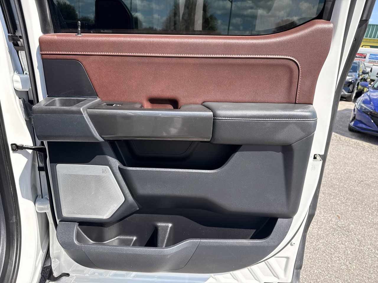 Ford F-150 Lariat 4WD SuperCrew 5.5' Box 2023