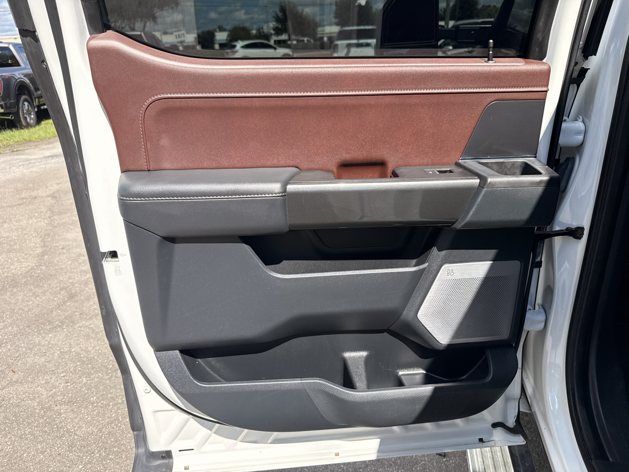 Ford F-150 Lariat 4WD SuperCrew 5.5' Box 2023
