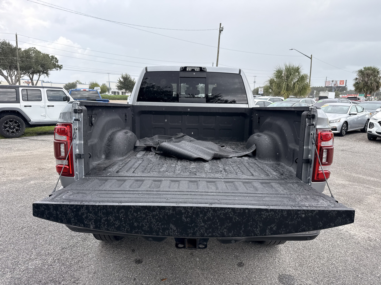 RAM 2500 Lone Star 4x4 Crew Cab 6'4" Box 2022