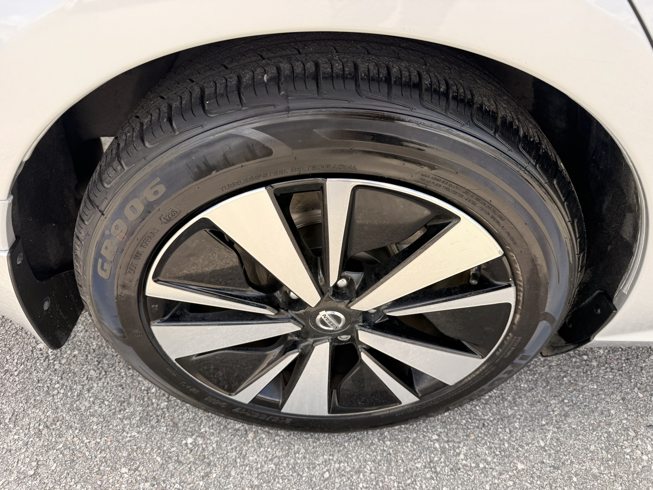 Nissan Altima 2.5 SV Sedan 2022