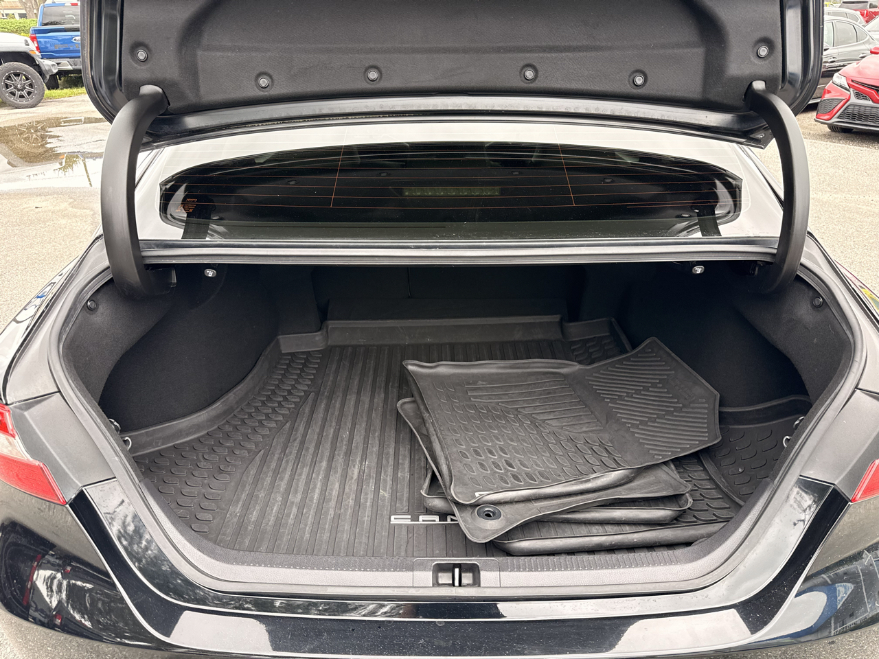 Toyota Camry XLE Auto (Natl) 2018