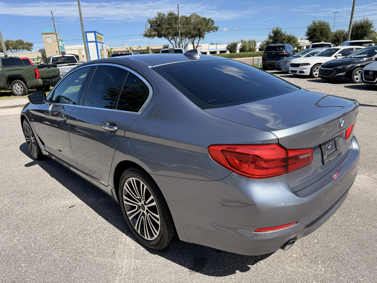 BMW 5 Series 4dr Sdn 530i RWD 2018