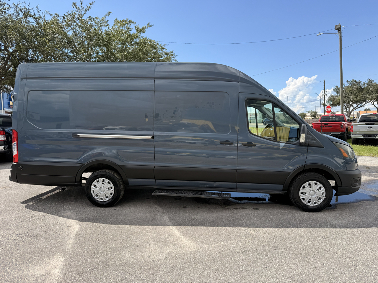 Ford Transit Cargo Van T-250 148" EL Hi Rf 9070 GVWR RWD 2020