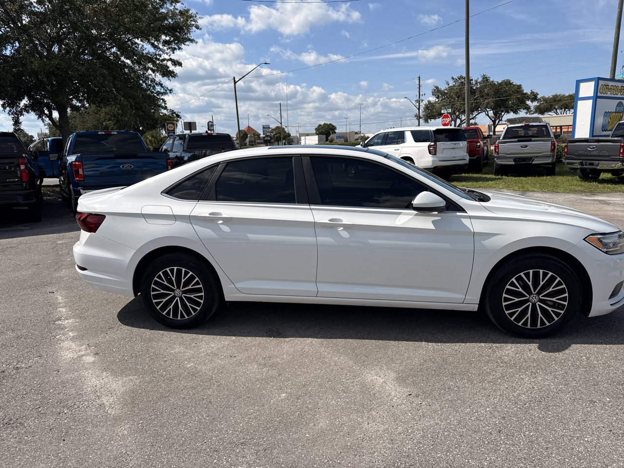 Volkswagen Jetta SE 4D Sedan 2021