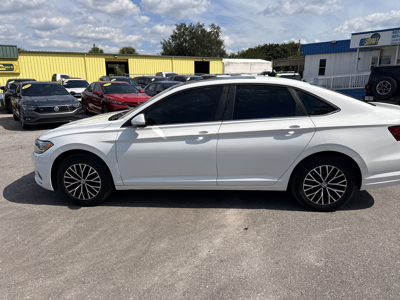 Volkswagen Jetta SE 4D Sedan 2021