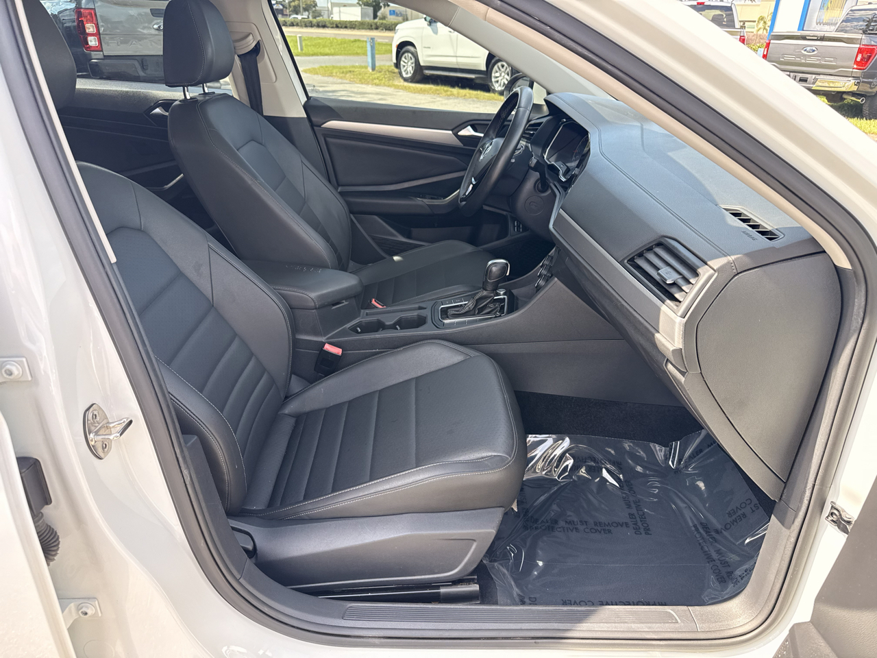 Volkswagen Jetta SE 4D Sedan 2021