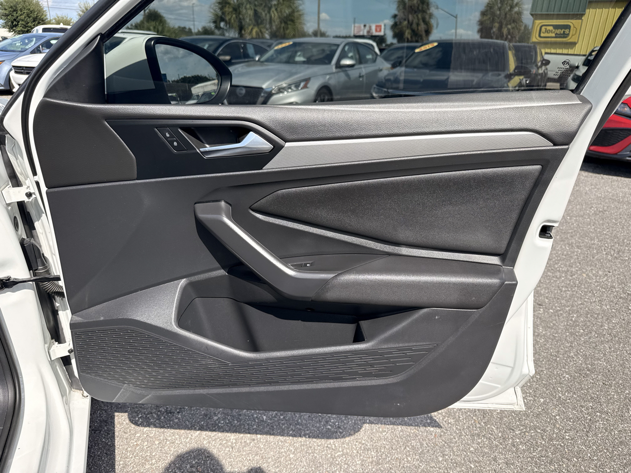Volkswagen Jetta SE 4D Sedan 2021
