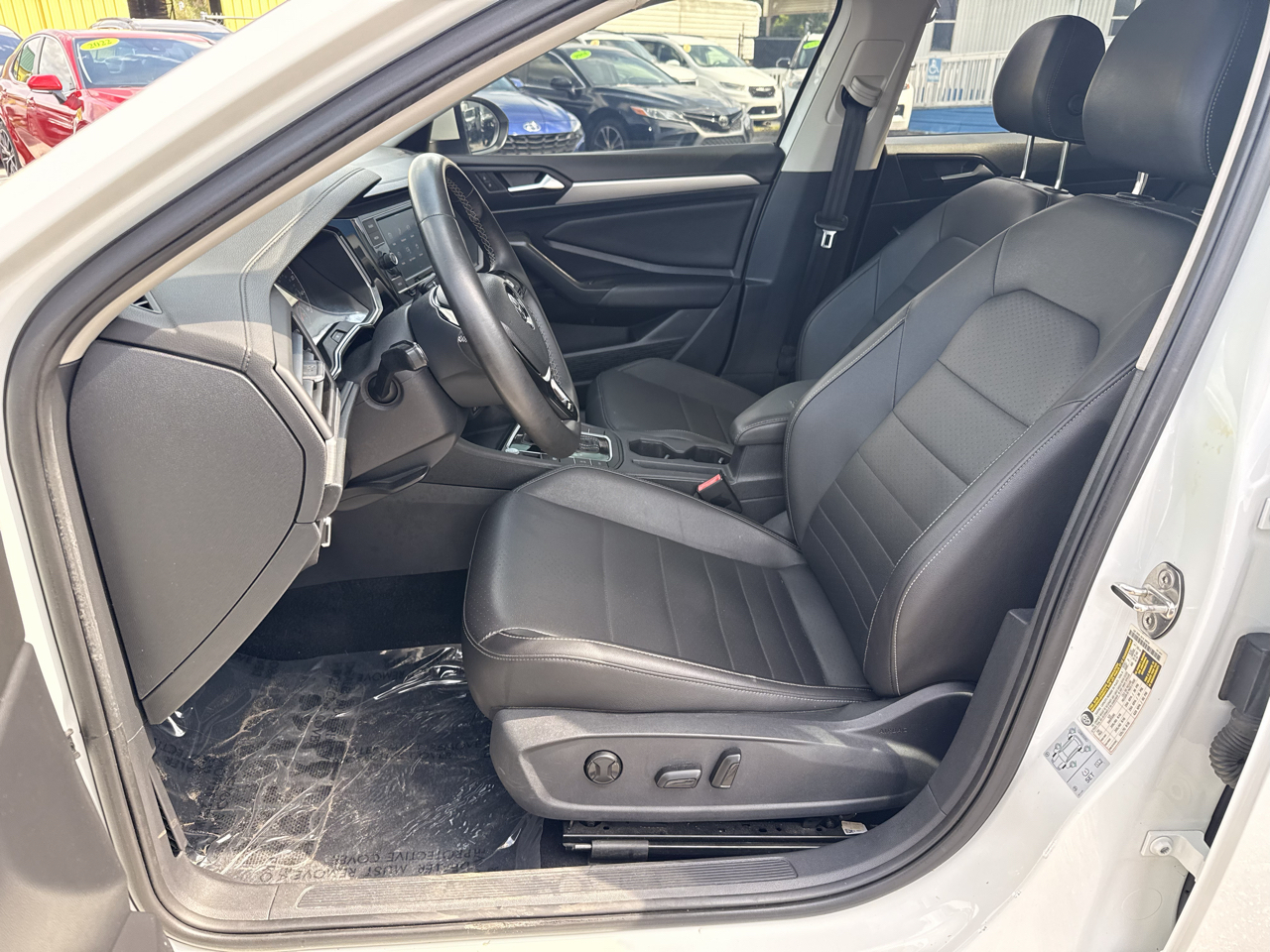 Volkswagen Jetta SE 4D Sedan 2021