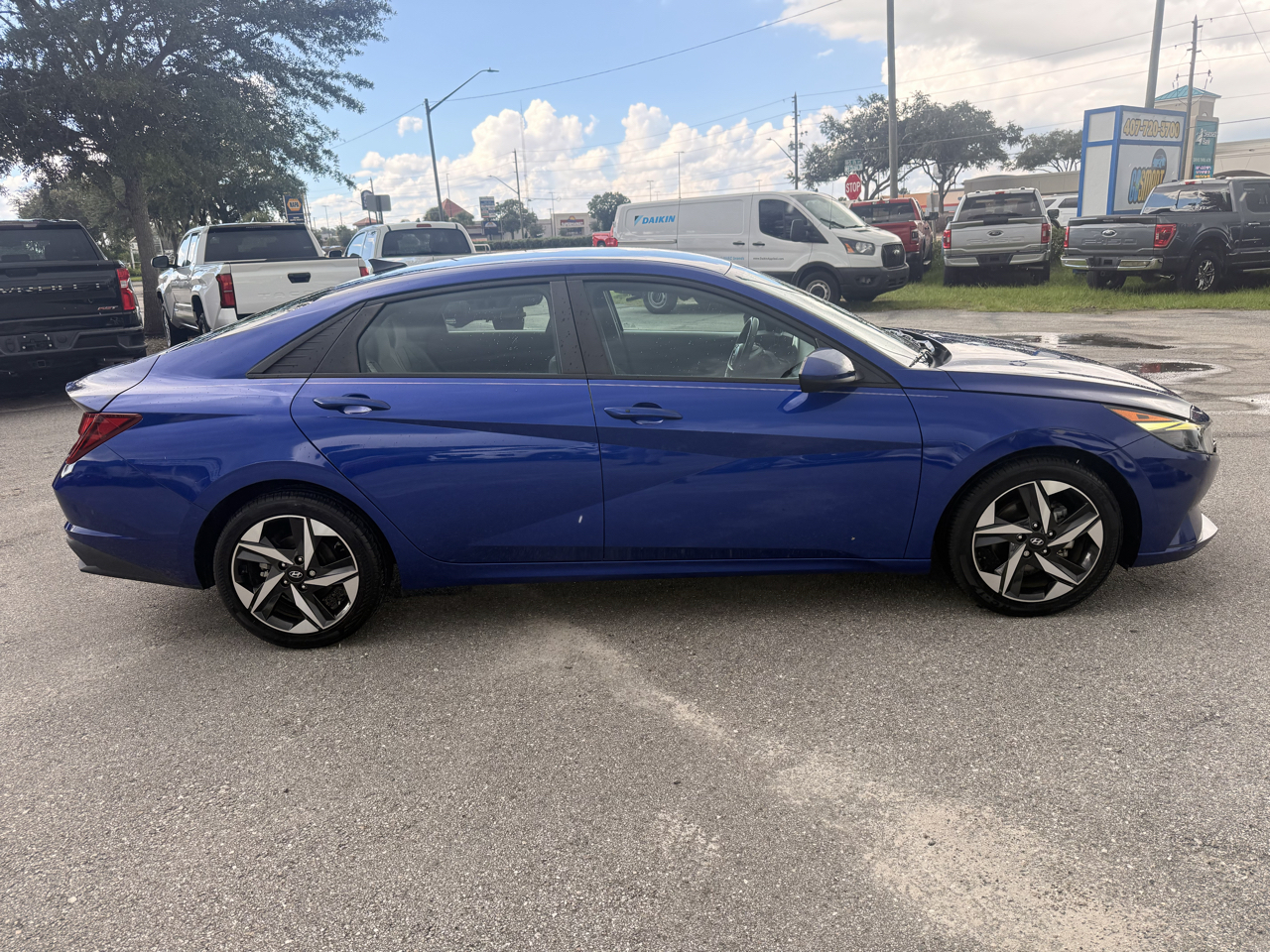 Hyundai Elantra SEL IVT 2023