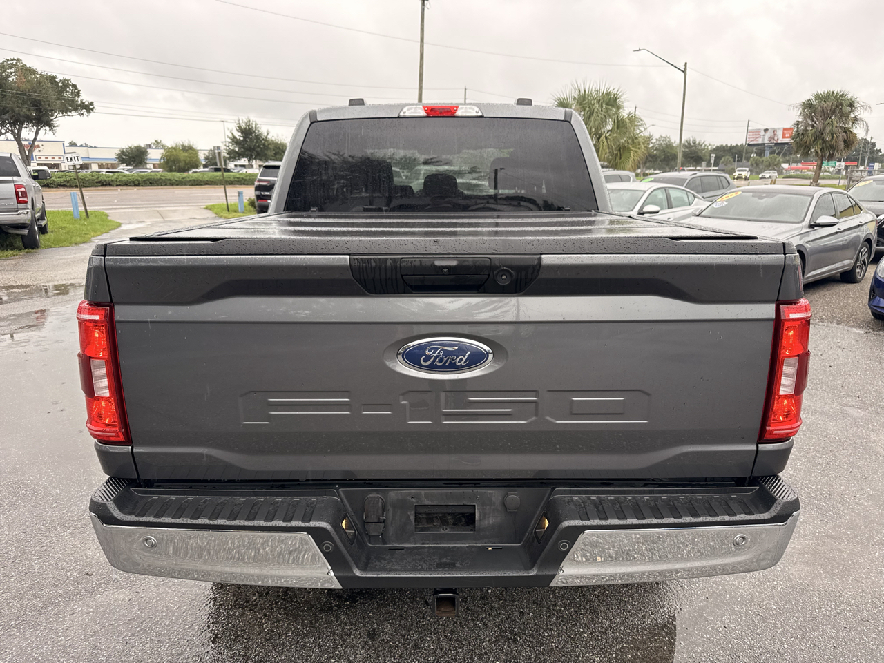 Ford F-150 SuperCrew 150" XLT 4WD 2023