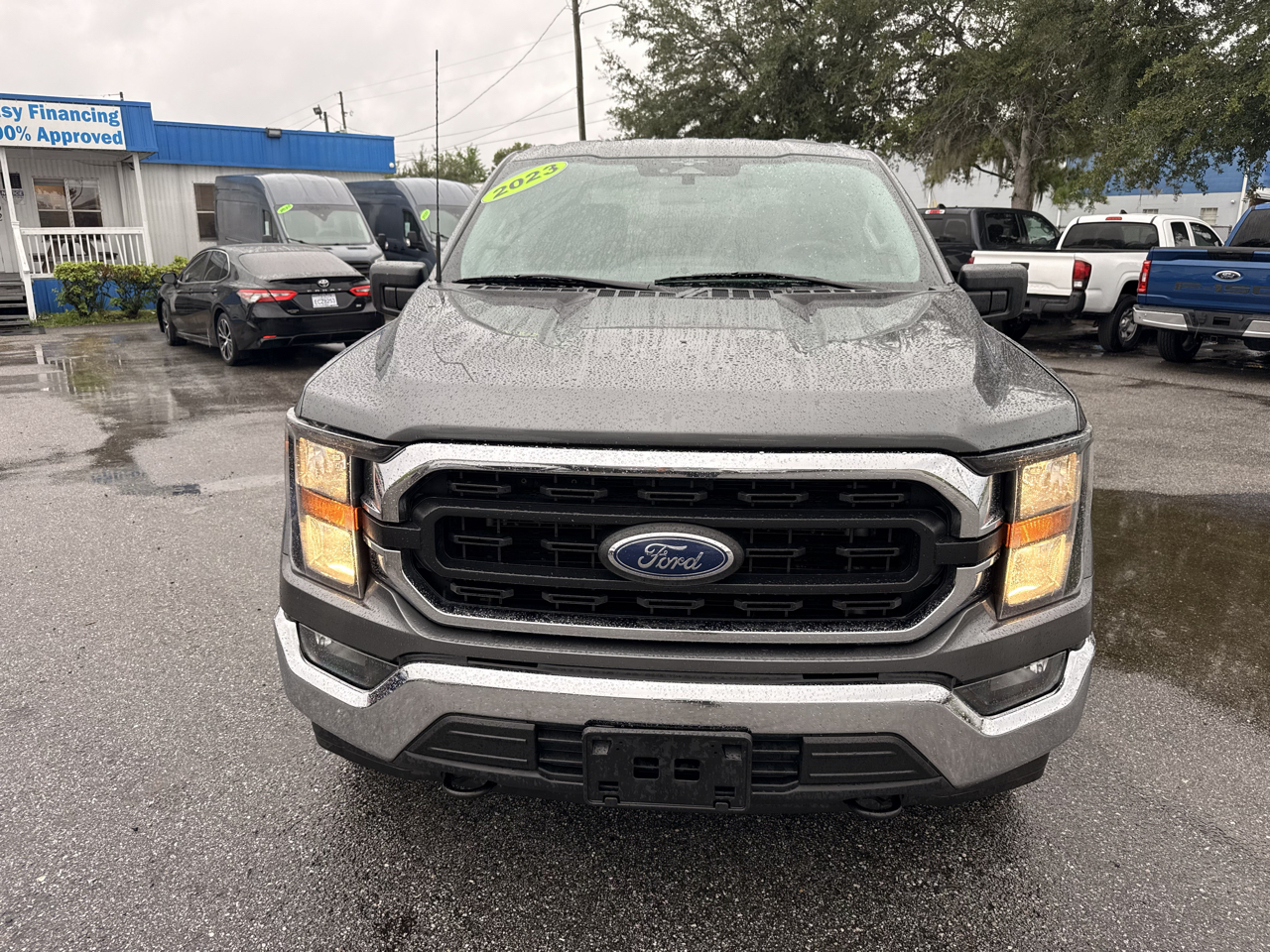 Ford F-150 SuperCrew 150" XLT 4WD 2023
